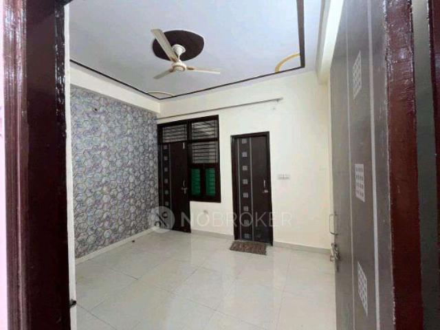 Flat for rent in Ghaziabad