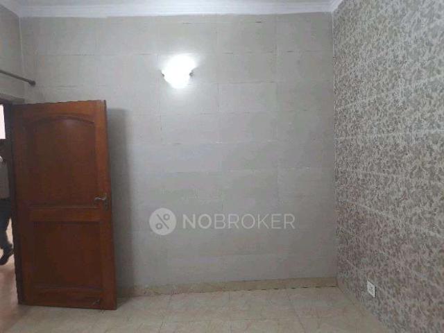 Flat for rent in South Delhi, Deri