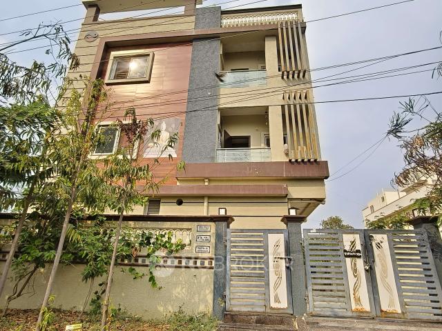 Flat for rent in Haidarabad, Telangana