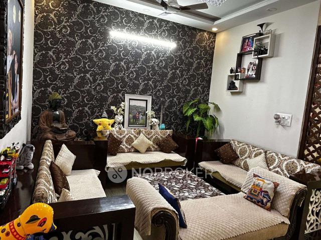 Flat for rent in West Delhi, Deri