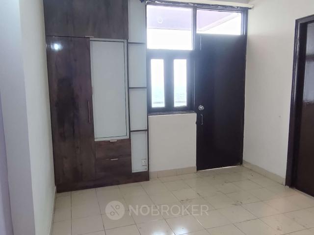 Flat for rent in Ghaziabad