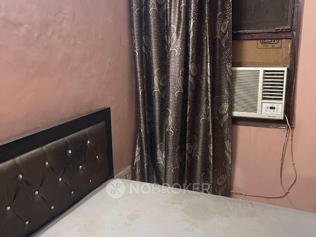 Flat for rent in West Delhi, Deri