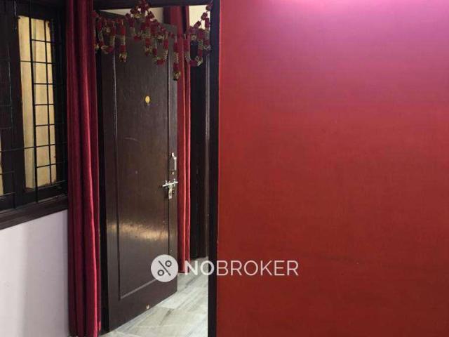 Flat for rent in South Delhi, Deri