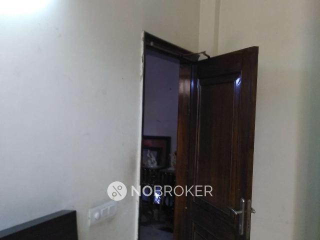 Flat for rent in North West Delhi, Deri