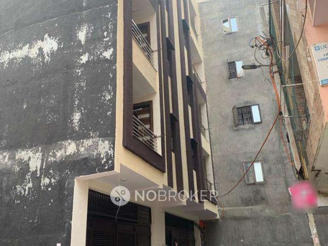Flat for rent in West Delhi, Deri