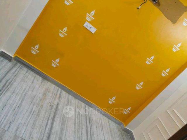 Flat for sale in South West Delhi, Deri