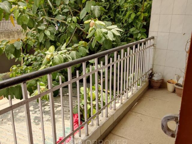 Flat for rent in West Delhi, Deri