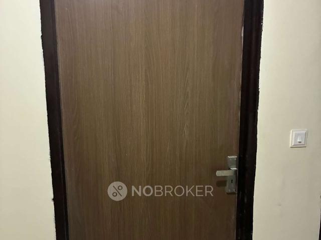 Flat for rent in Deri