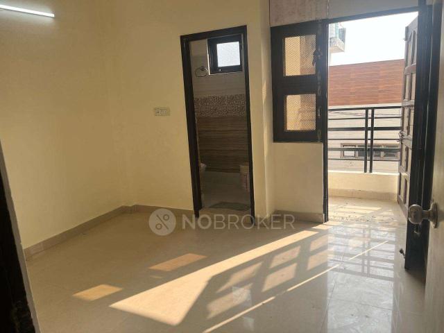 Flat for sale in South West Delhi, Deri