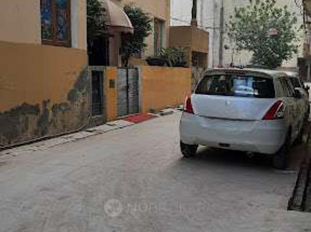 Flat for sale in South Delhi, Deri