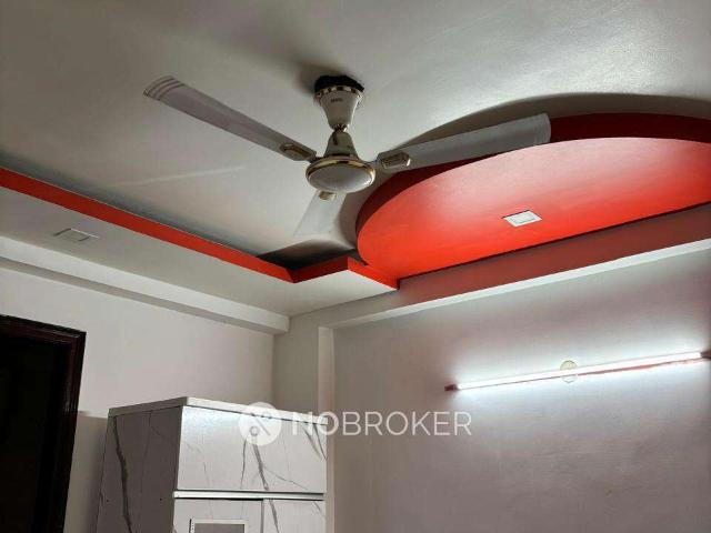 Flat for rent in South Delhi, Deri