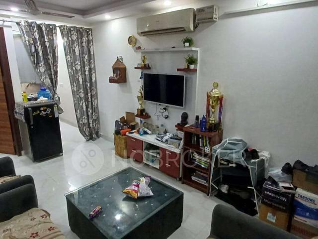 Flat for rent in Deri
