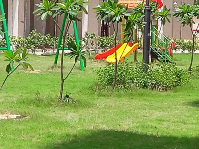 Flat for rent in Hariana