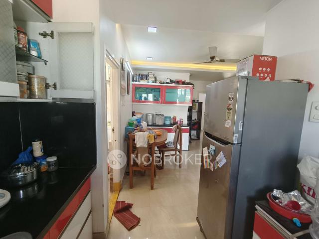 Flat for sale in Prashanth Nagar, Bandlaguda Jagir