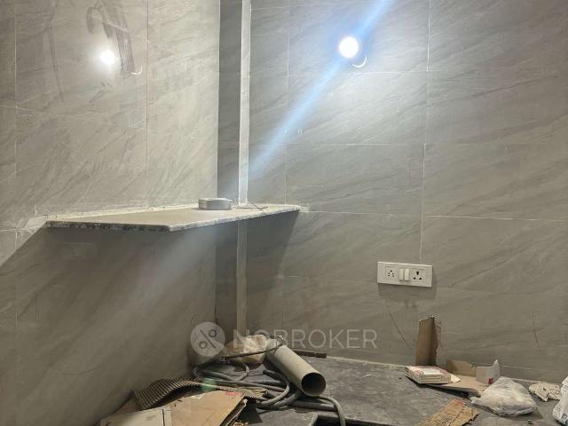 Flat for rent in North Delhi, Deri