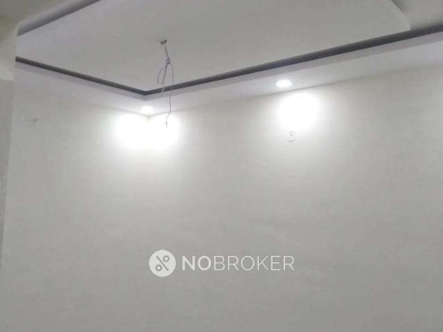 Flat for rent in North West Delhi, Deri