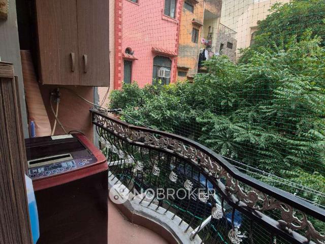 Flat for rent in West Delhi, Deri