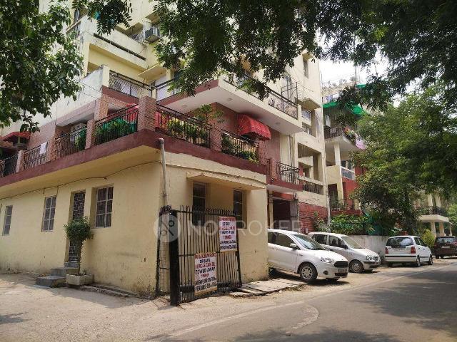 Flat for rent in North West Delhi, Deri