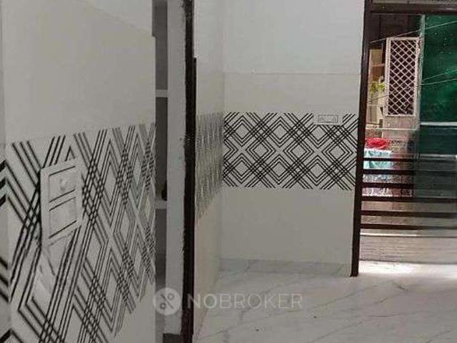 Flat for sale in North West Delhi, Deri