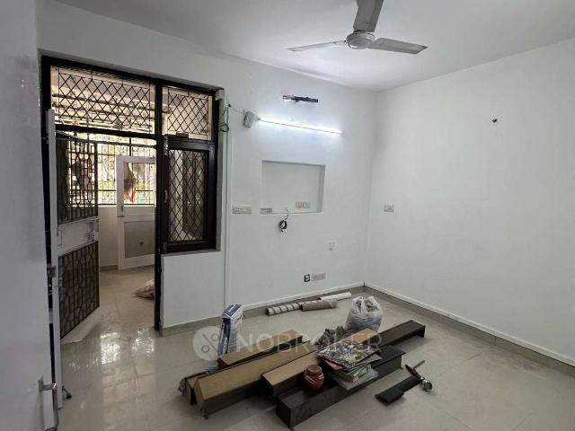 Flat for rent in Deri