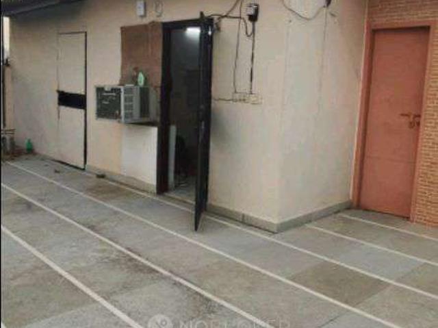 Flat for rent in Deri