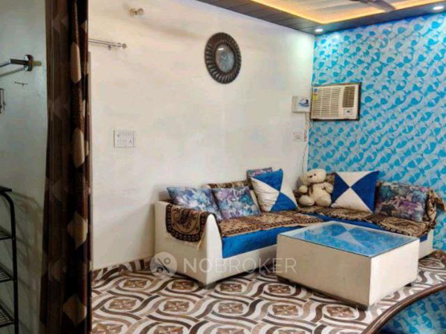 Flat for rent in West Delhi, Deri