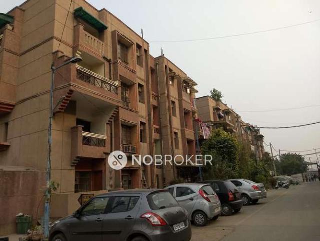 Flat for sale in North West Delhi, Deri