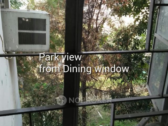 Flat for sale in West Delhi, Deri