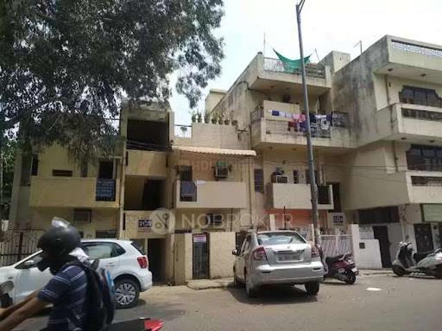 Flat for rent in Janakpuri, Delhi
