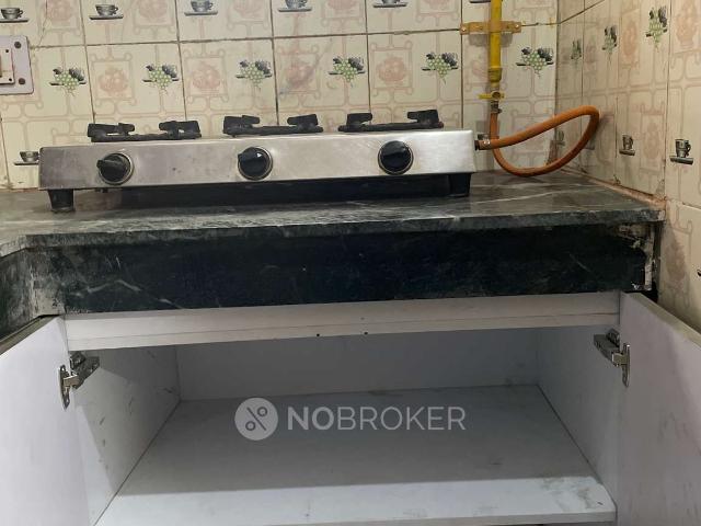 Flat for rent in North West Delhi, Deri
