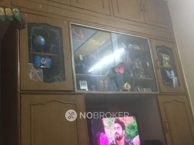 Flat for sale in Mayur Vihar III, Delhi