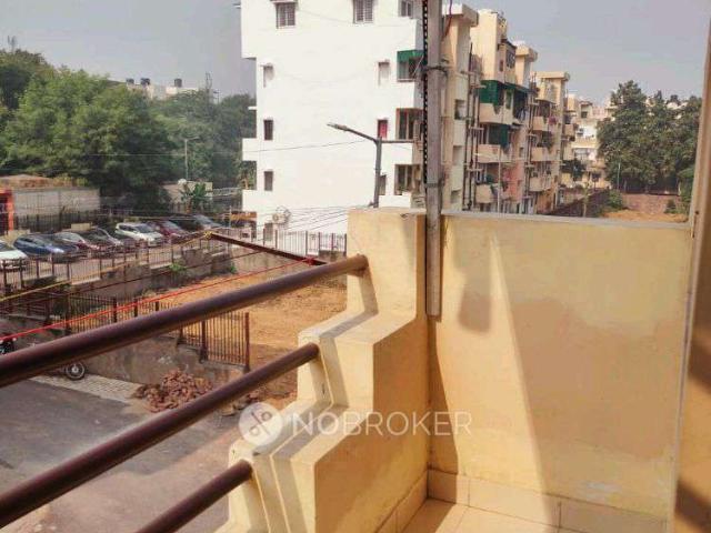 Flat for rent in Deri