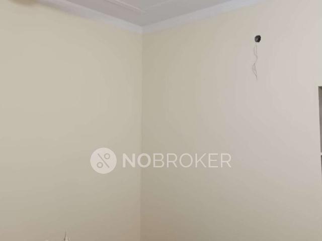 Flat for rent in South West Delhi, Deri