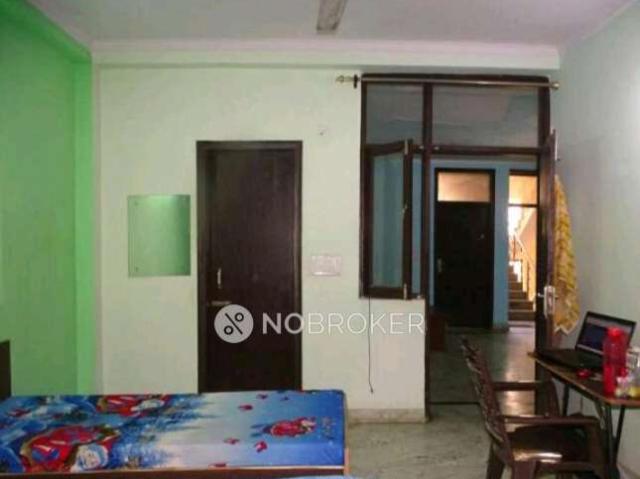 Flat for rent in South Delhi, Deri
