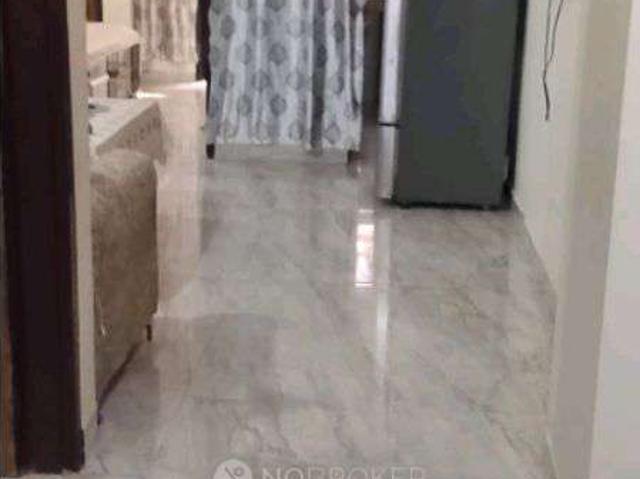 Flat for sale in Sainik Farms, Delhi