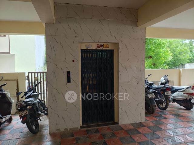 Flat for sale in Ranga Reddy, Bandlaguda