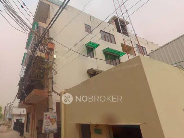 Flat for sale in South West Delhi, Deri