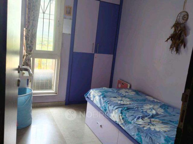 Flat for sale in Dosti West County, Thane