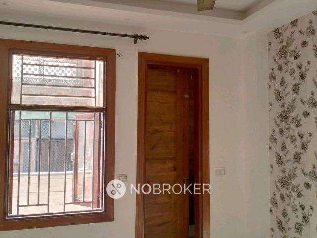 Flat for rent in West Delhi, Deri