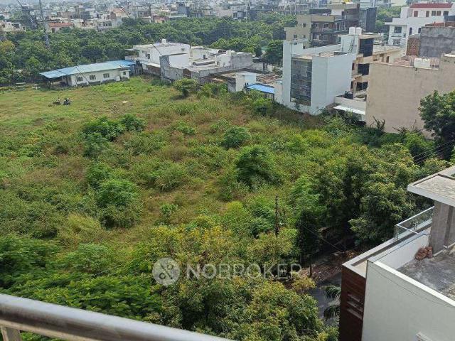 Flat for rent in Sector 45, Noida
