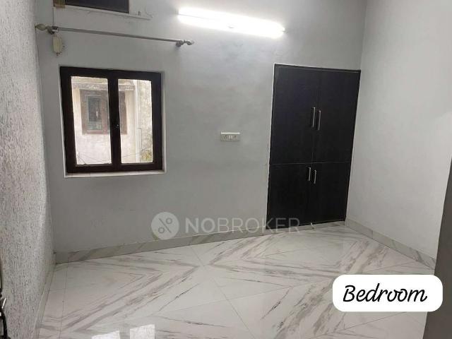 Flat for rent in North West Delhi, Deri