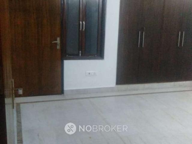 Flat for rent in South Delhi, Deri
