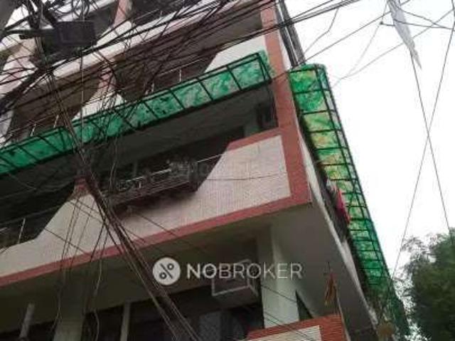 Flat for sale in South West Delhi, Deri