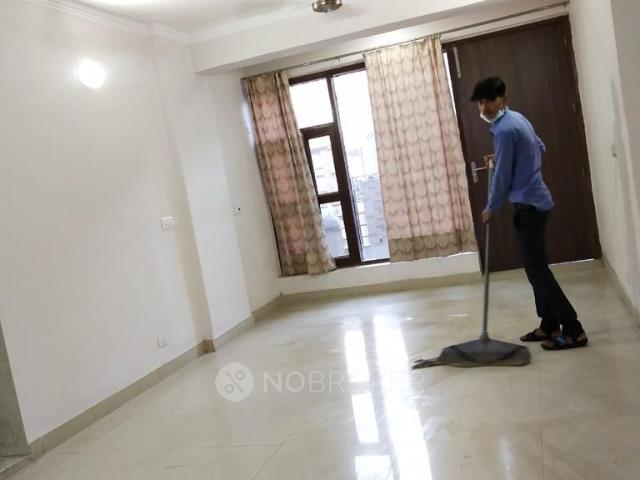 Flat for rent in Deri