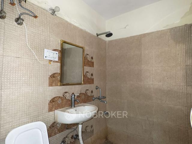 Flat for sale in Hariana