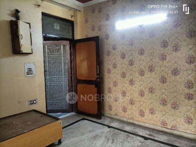 Flat for rent in Seemant Vihar, Ghaziabad