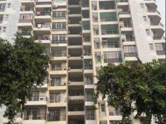 Flat for sale in Sector 61, Noida