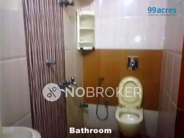 Flat for rent in East Delhi, Deri