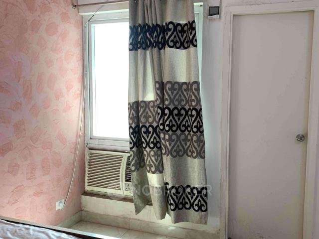 Flat for rent in Ghaziabad