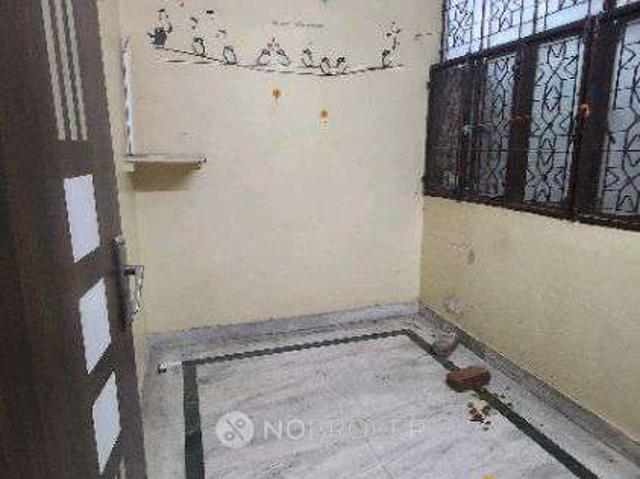 Flat for rent in West Delhi, Deri